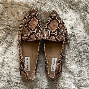 Steve Madden Brown Snake-Print Pointed Toe Flats